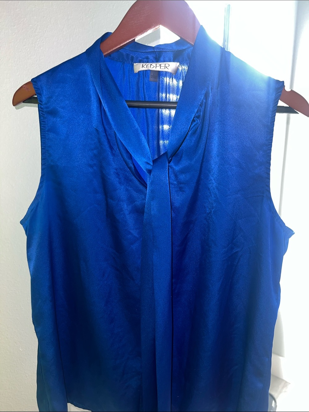Kasper Sleeveless Tie-Neck Camisole in Bright Blue